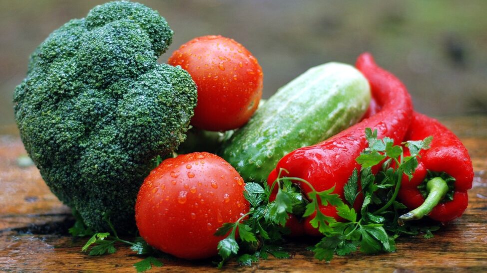 vegetables, water droplets, fresh, fresh vegetables, produce, organic, harvest, ingredients, raw, raw vegetables, vegetarian, healthy eating, food, healthy food, vegetables, vegetables, vegetables, vegetables, vegetables, food, food, food, healthy food